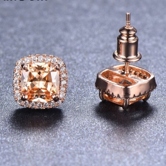 🌺Princess Cut RGP Champagne Topaz Stud Earring - Picture 3 of 3